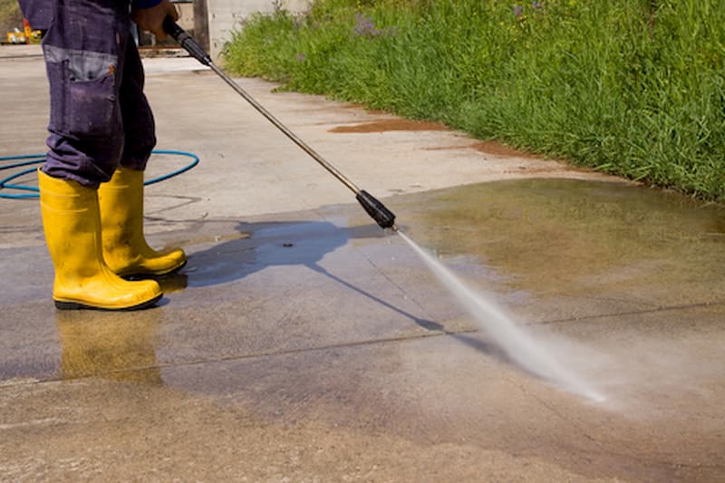 Pressure Washing Your Sidewalks: Tips For Best Results