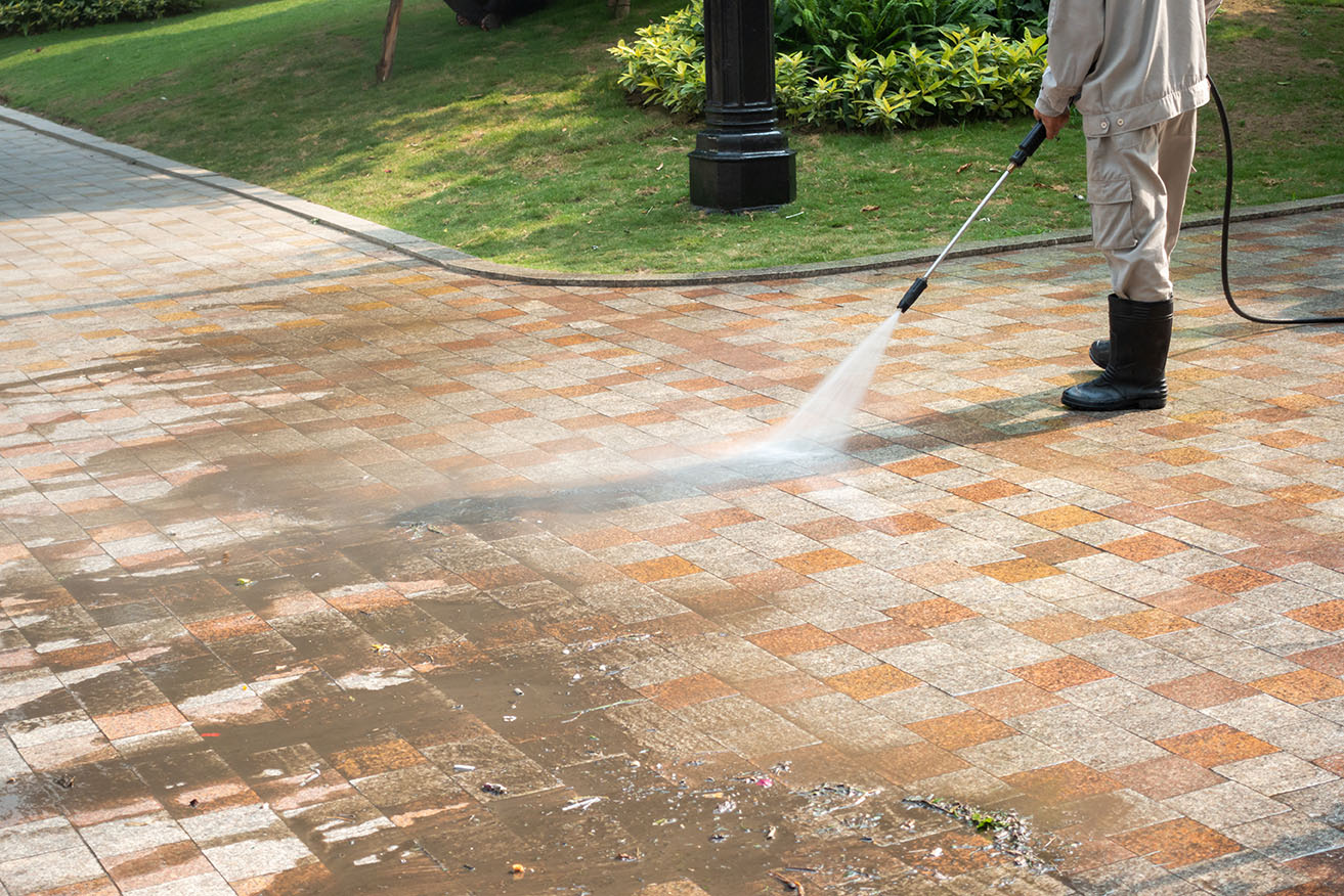The Ultimate Guide To Pressure Washing Your Driveway